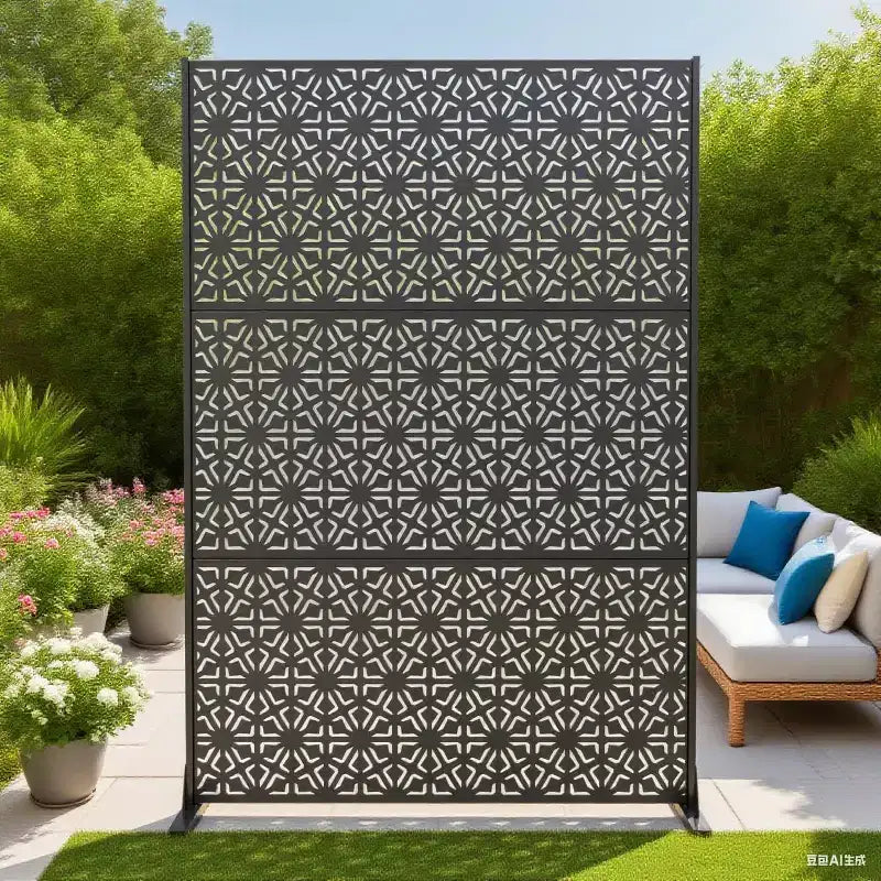 3-Panel Metal Outdoor Privacy Screen, Decorative Fence & Plant Support