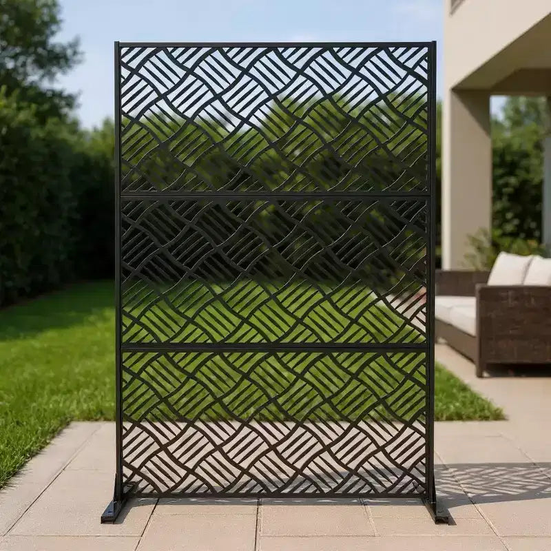 3-Panel Metal Outdoor Privacy Screen, Decorative Fence & Plant Support